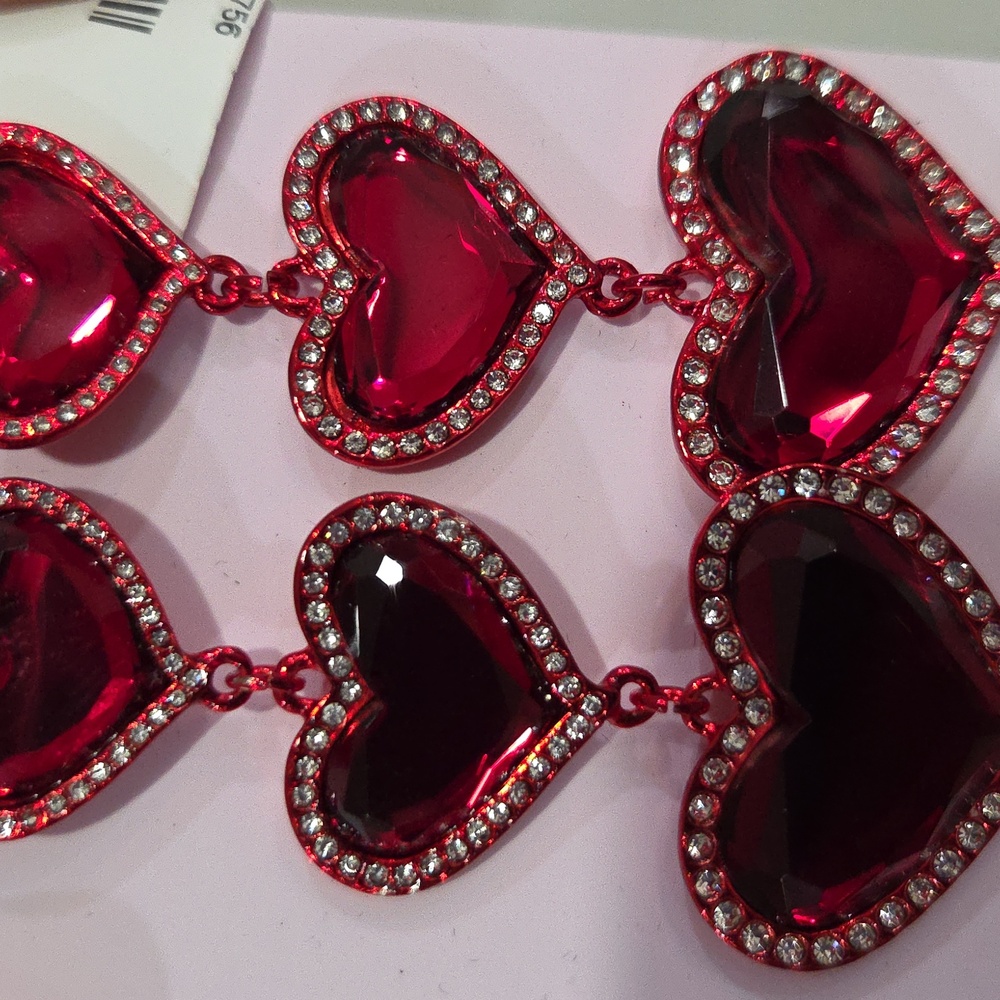 ❤️🔹️ BETSEY JOHNSON🔹️ LOVE SPELL DROP EARRINGS RED - Picture 9 of 9